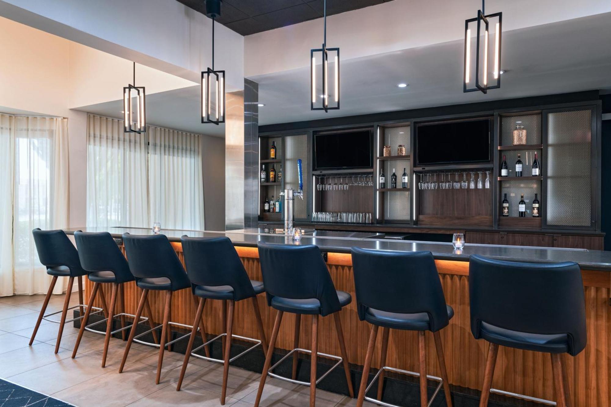 Courtyard By Marriott San Antonio Airport Otel Dış mekan fotoğraf